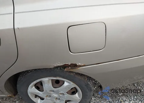 2005 Hyundai Elantra Gls/Gt from USA, damaged, VIN KMHDN46D55U950645